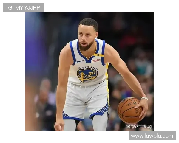 库里三分球总数突破四千大关成历史第一人再创辉煌成就 库里三分球总数突破四千大关成历史第一人再创辉煌成就