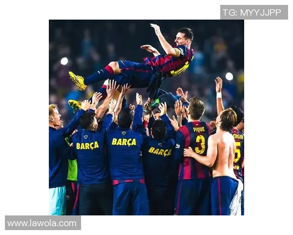 梅西神勇助攻戴帽巴黎逆转巴萨成功晋级八强之战