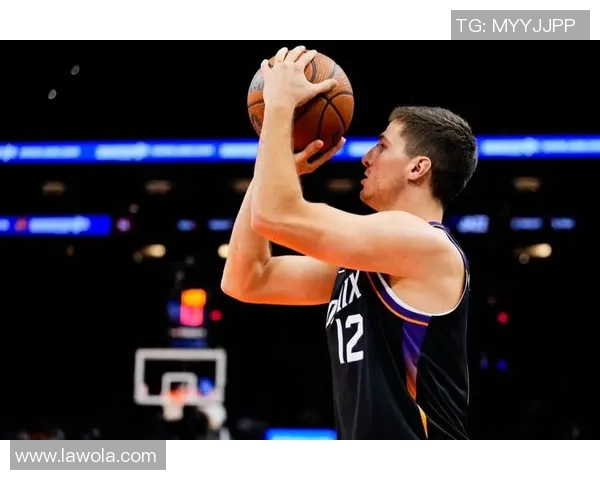 2008年马刺与太阳对决回顾场地分析与比赛精彩瞬间探讨