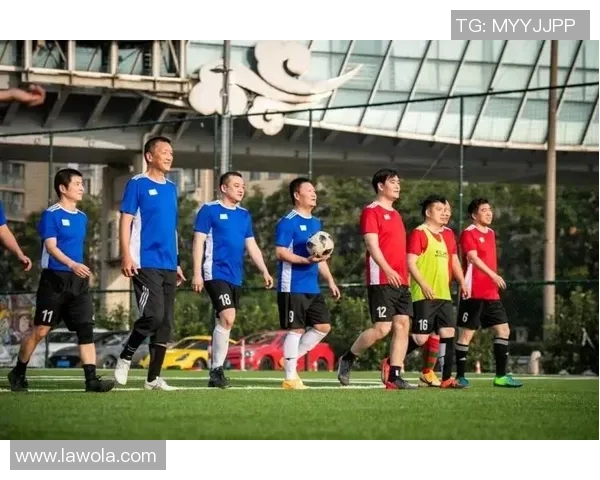 新城堡联迎战悉尼FC展现足球激情与实力对决 新城堡联迎战悉尼FC展现足球激情与实力对决