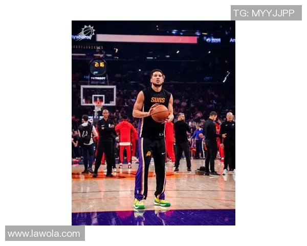 德文布克:从新星崛起到NBA超级巨星的辉煌之路 德文布克:从新星崛起到NBA超级巨星的辉煌之路